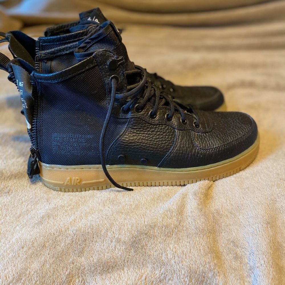 Nike Air Force 1 mid